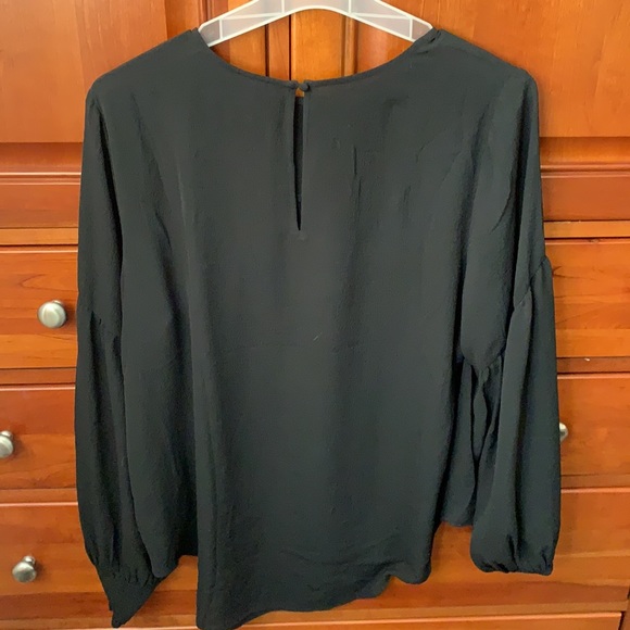 RW Black Blouse - Picture 2 of 2